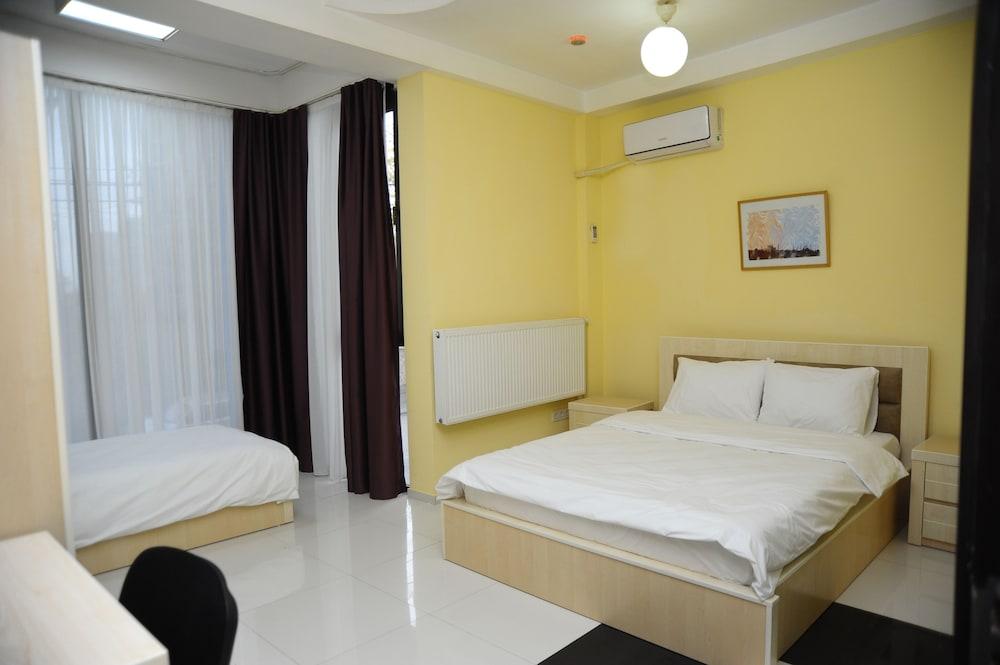 Siesta Hotel Tbilisi Exteriör bild