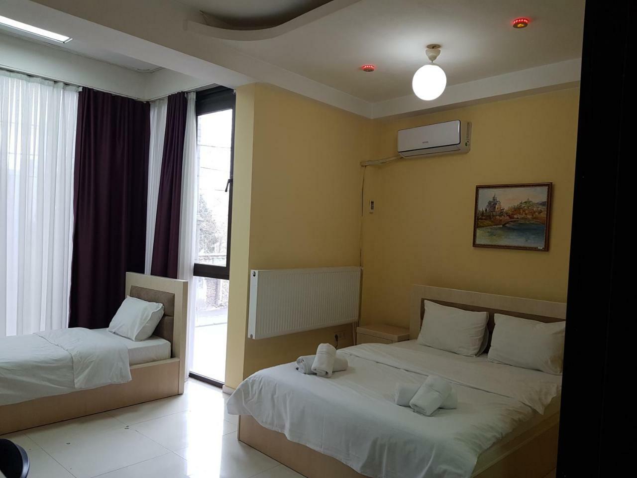 Siesta Hotel Tbilisi Exteriör bild